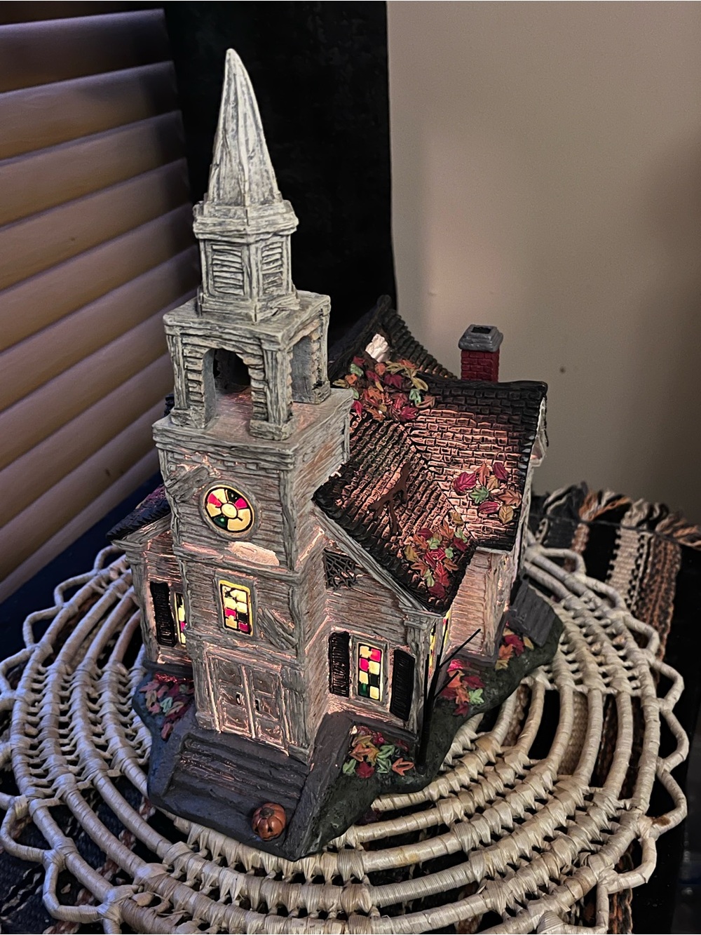 DEPT 56 ELVIRA THE FALLEN CHURCH OF FALLWELL VILLAGE 6013669